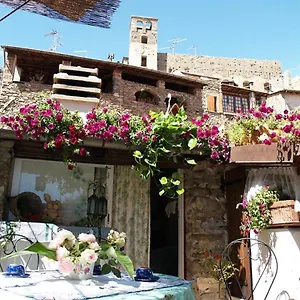 Le Petit Chateau Dolceacqua